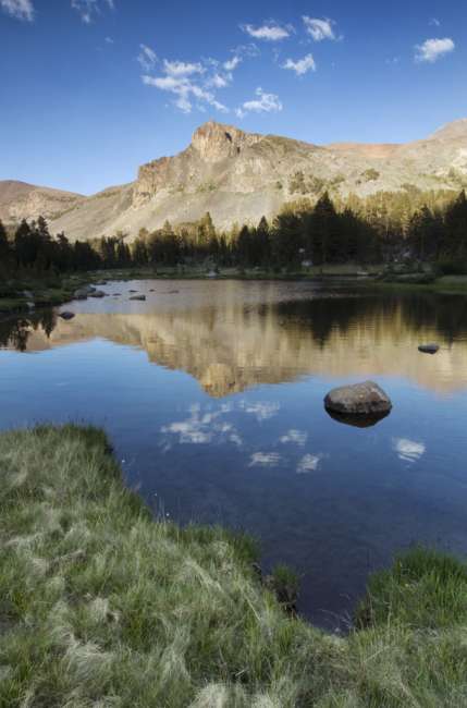 Lake along the road to Tuolumne Meadows, Yosemite National Park, California, USA