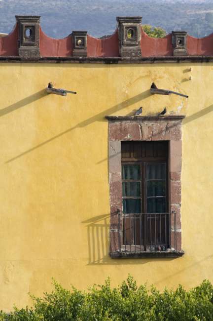 Architecture on the streets of San Miguel de Allende, State of Guanajuato, Mexico